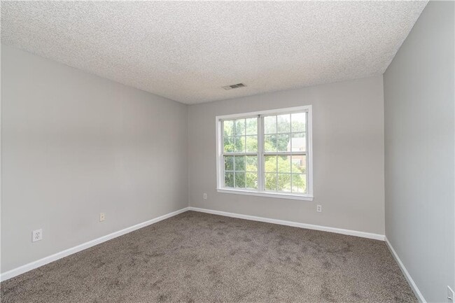 Building Photo - 3895 Tugaloo Dr NE