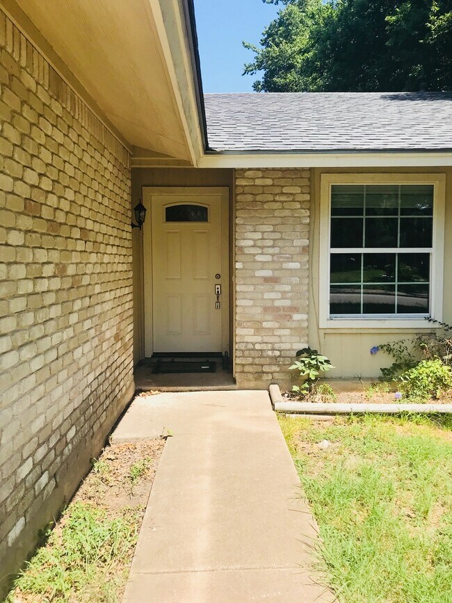 Building Photo - Great home in Anderson Mill!