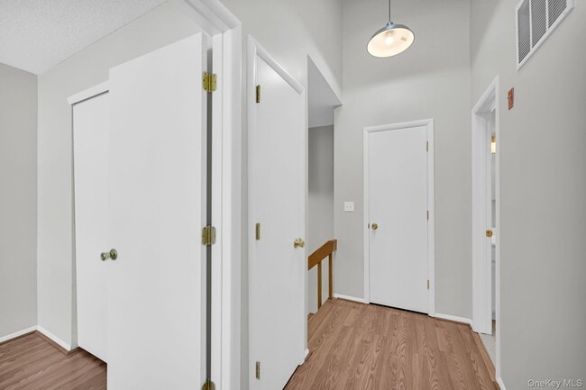 Building Photo - 4706 Whispering Hills Dr