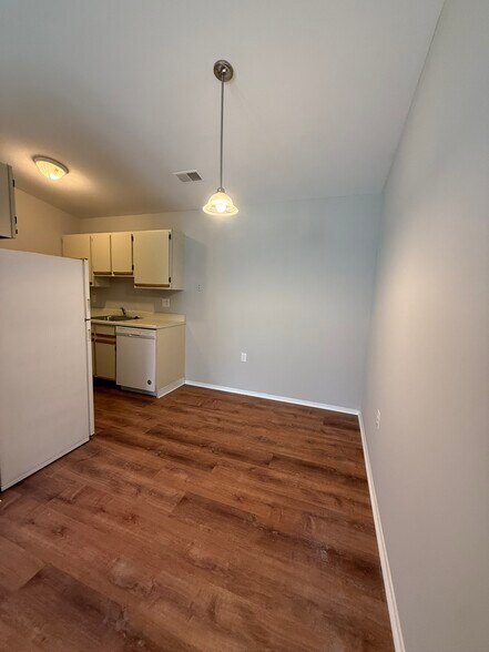 Building Photo - 1256 Oxford Manor Ct