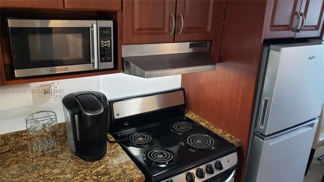 Building Photo - 19201 Collins Ave