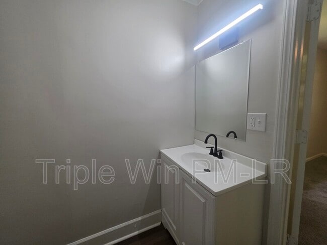 Building Photo - 8700 Winston Dr