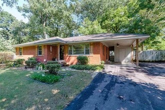 Building Photo - 3078 Chaucer Ln