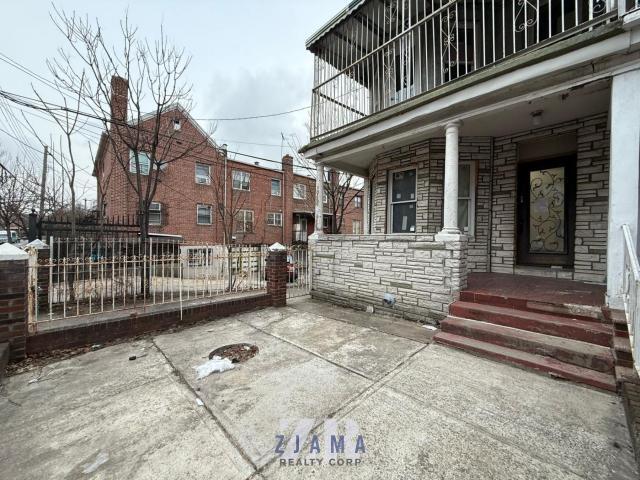 Building Photo - 2 bedroom in BROOKLYN NY 11203