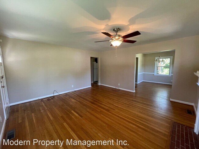 Building Photo - 3 br, 2 bath House - 398 Bradford Dr