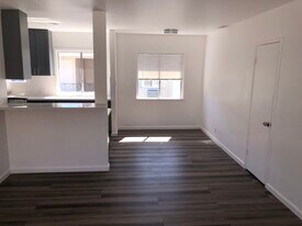 Building Photo - 1136 S Holt Ave