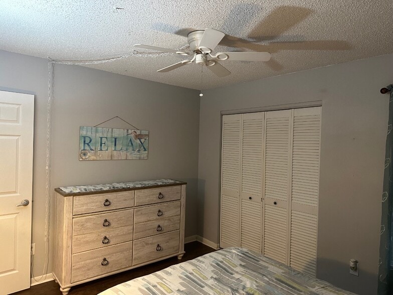 2nd bedroom - 600 Cranes Way