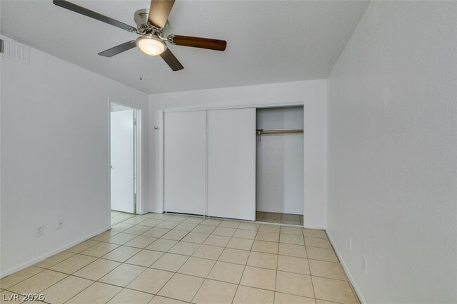 Building Photo - 7570 W Flamingo Rd