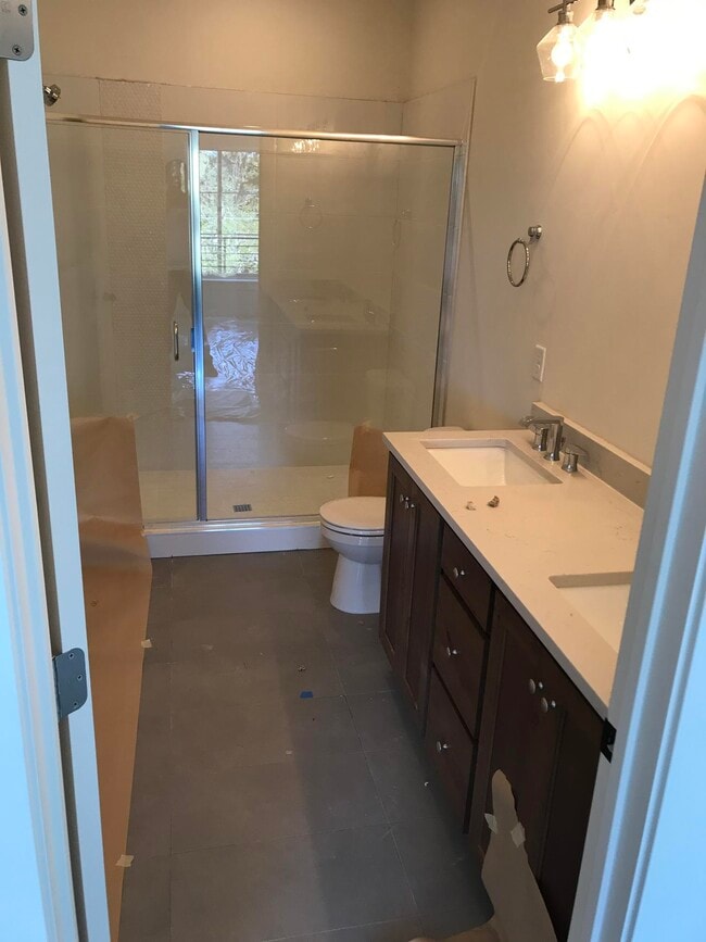 Building Photo - 2968 Richmond View Ct