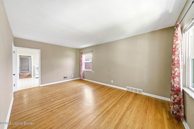 Building Photo - 119 McArthur Dr
