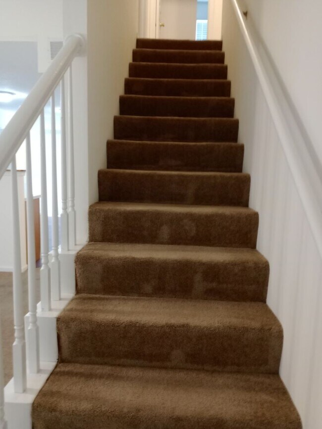 Building Photo - 4414-4416-4416 Cheryl Ct