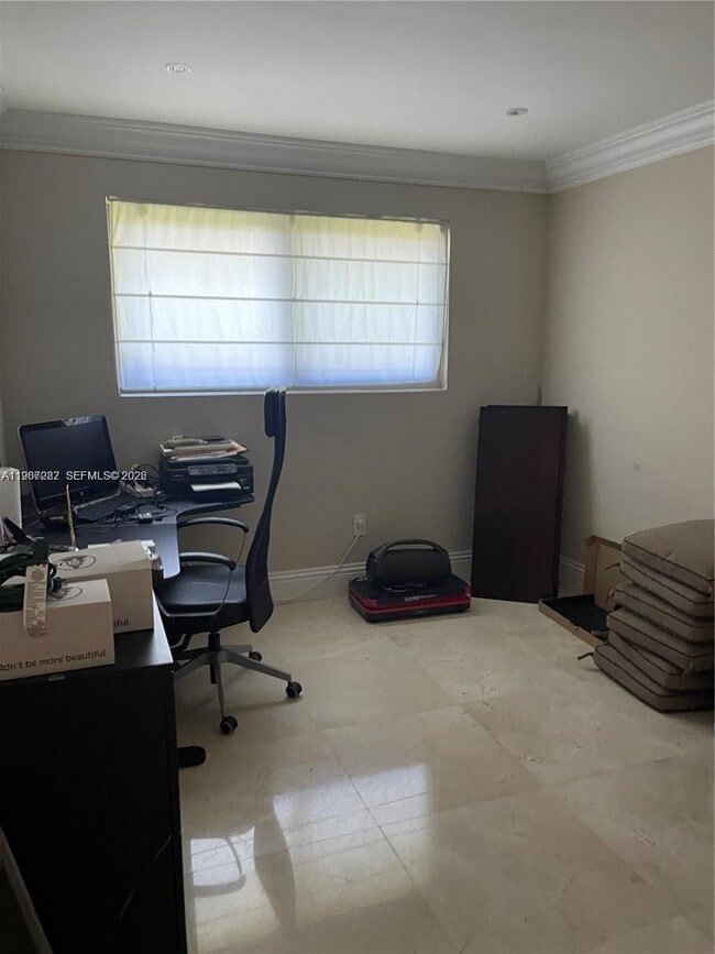 Building Photo - 1501 Lisbon St