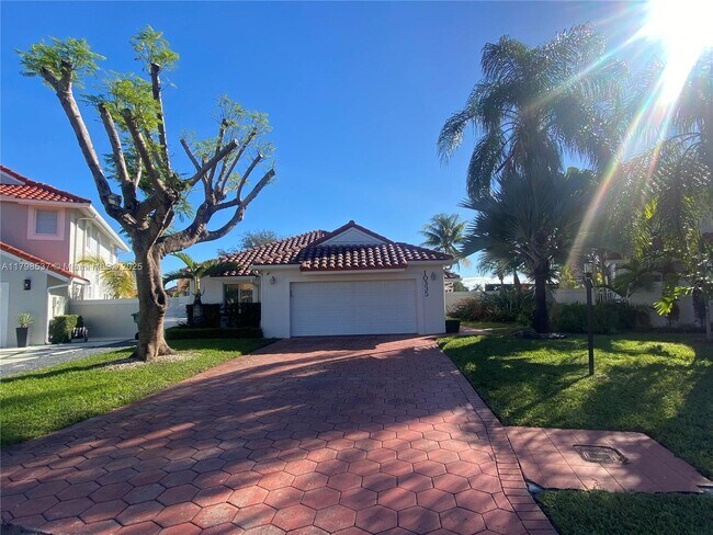 Primary Photo - 10335 NW 46th St