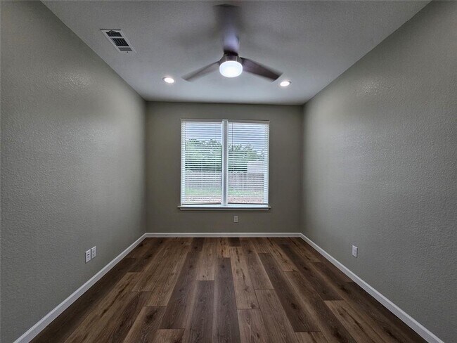 Building Photo - 169 Chickasaw