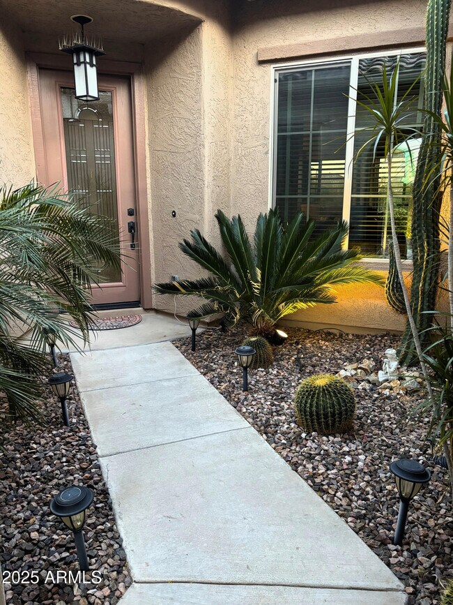 Building Photo - 5947 E Sienna Bouquet Pl