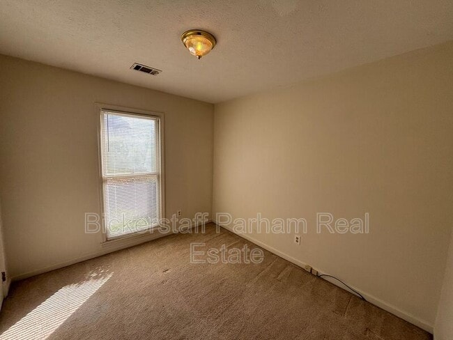 Building Photo - 1231 Bunker Hill Rd