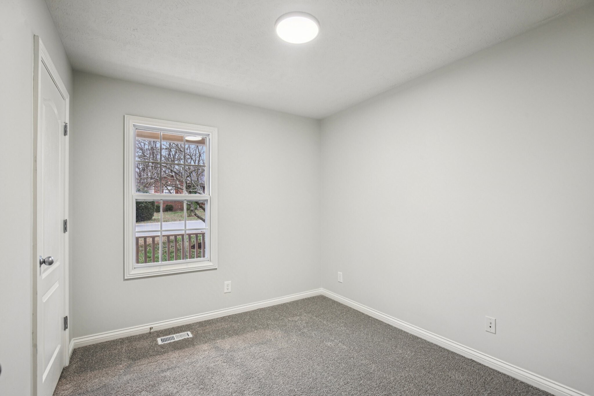 Building Photo - 205 Christine Dr