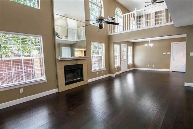 Building Photo - 9401 Blue Jay Way