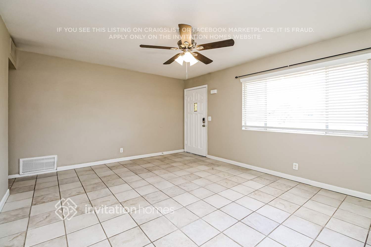 Building Photo - 1754 W 2nd St