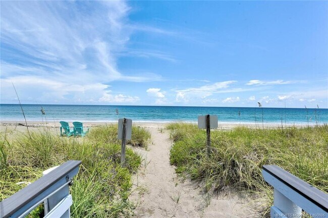 Building Photo - 2375 NE Ocean Blvd