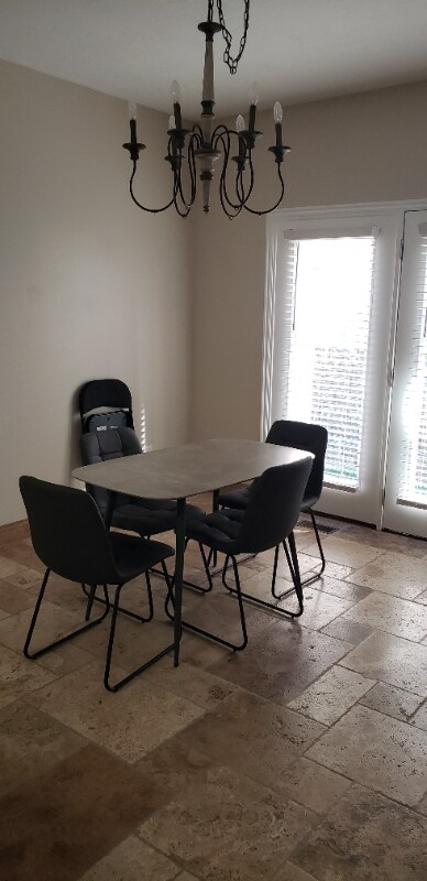 Building Photo - 10997 Maple Forest Way