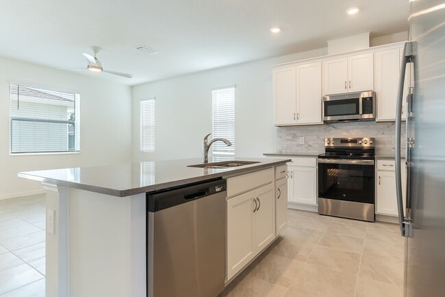 Building Photo - Brand New 3-Bed 2.5-Bath Town Home with La...