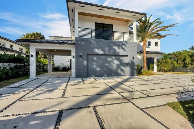 Building Photo - 6401 SW 84th St