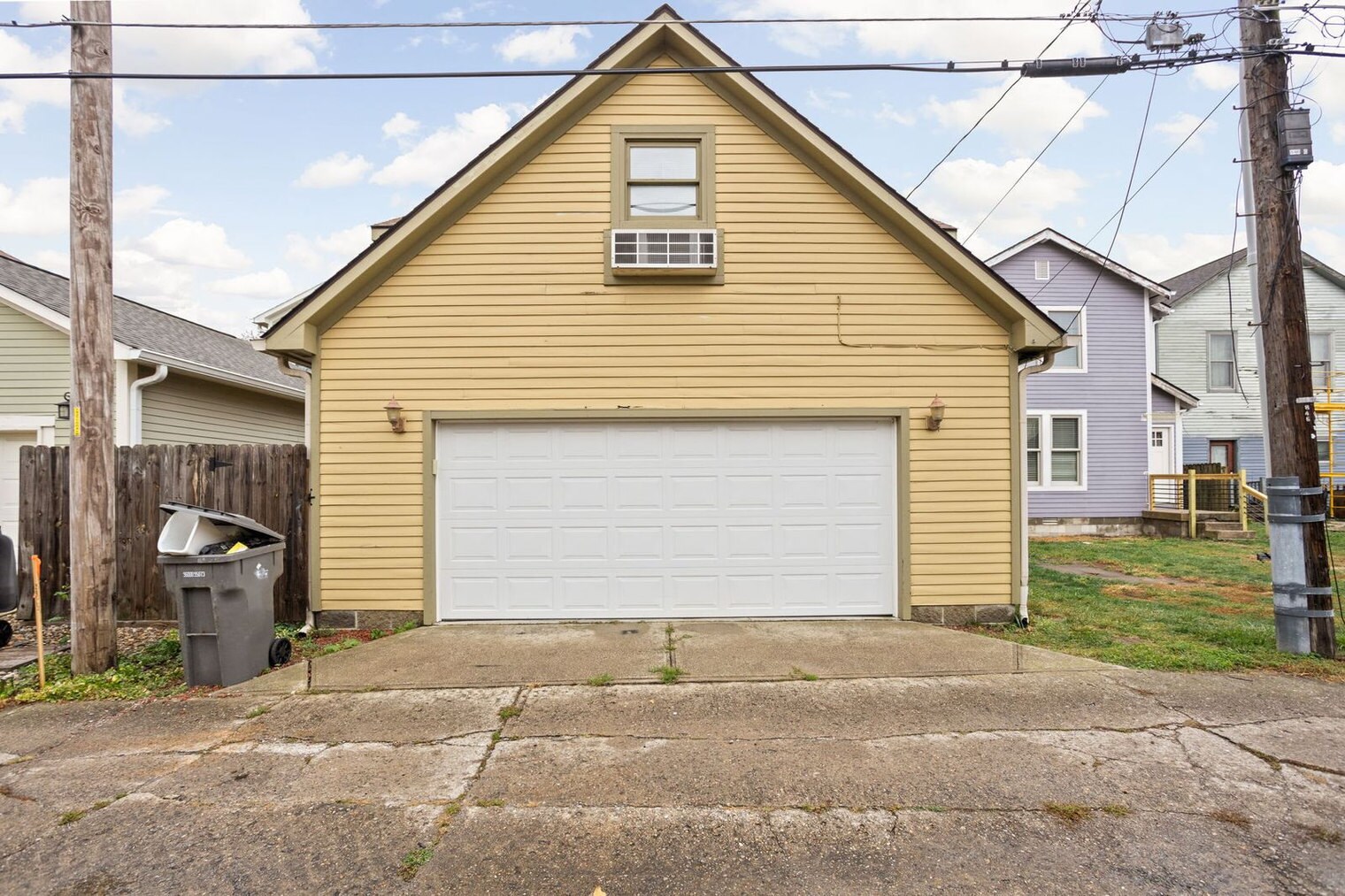 Building Photo - 848 Camp St