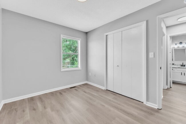 Building Photo - NEWLY RENOVATED 2- & 3-Bedroom Townhomes in Downtown Spartanburg!