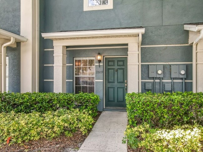 Building Photo - 3309 Wilshire Way Rd