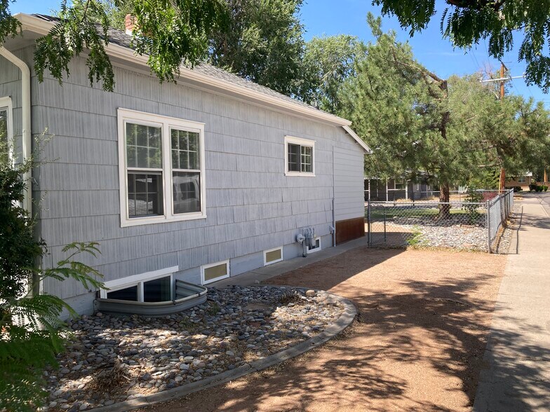 Building Photo - 1350 Texas Ave.