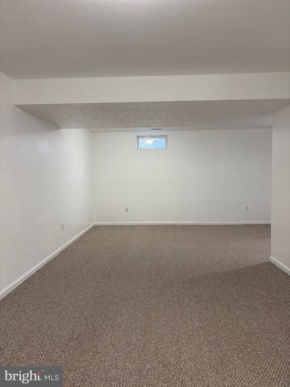 Building Photo - 1914 Meadowgate Ct