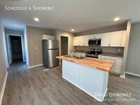 Building Photo - 5715 Heather View Ln