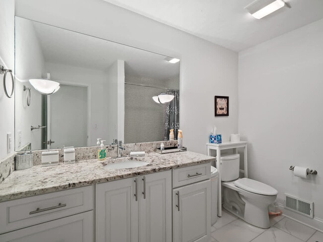 Building Photo - 117 Partridge Ln