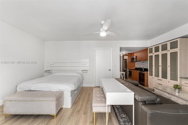 Building Photo - 50 Biscayne Blvd