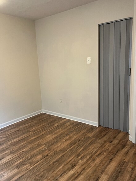 Building Photo - 14307 Newbern Loop