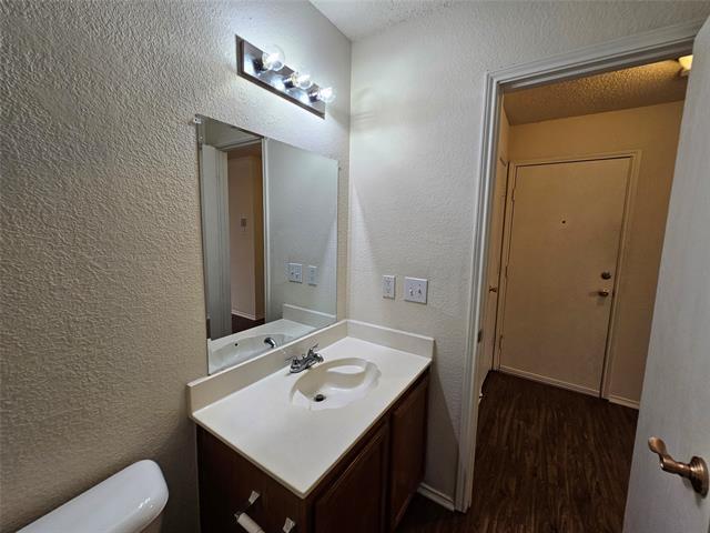Building Photo - 2509 Avalon Creek Way