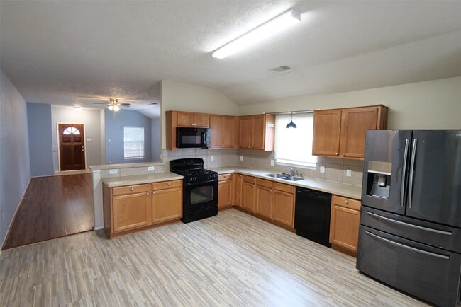 Building Photo - 2802 Harte Ct