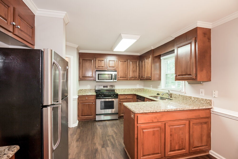Building Photo - 4801 Bay Pines Ct