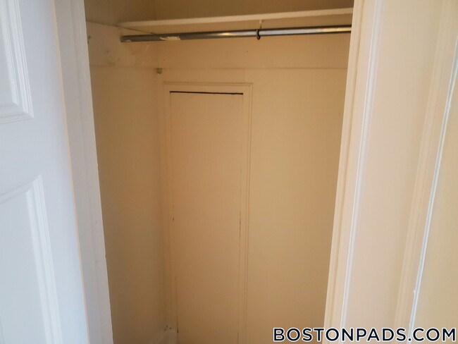 Primary Photo - 62 Boylston St
