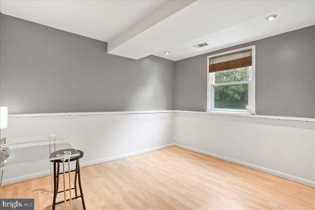 Building Photo - 2653 Fanieul Hall Ct