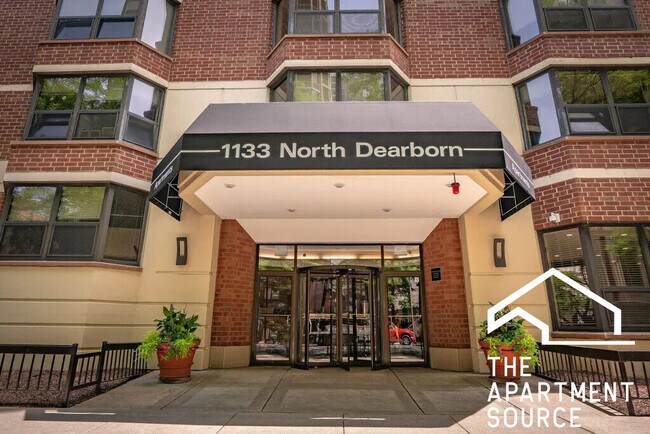 Building Photo - 1133 N Dearborn St