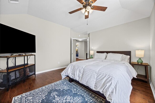 Building Photo - 13019 Scofield Farms Dr