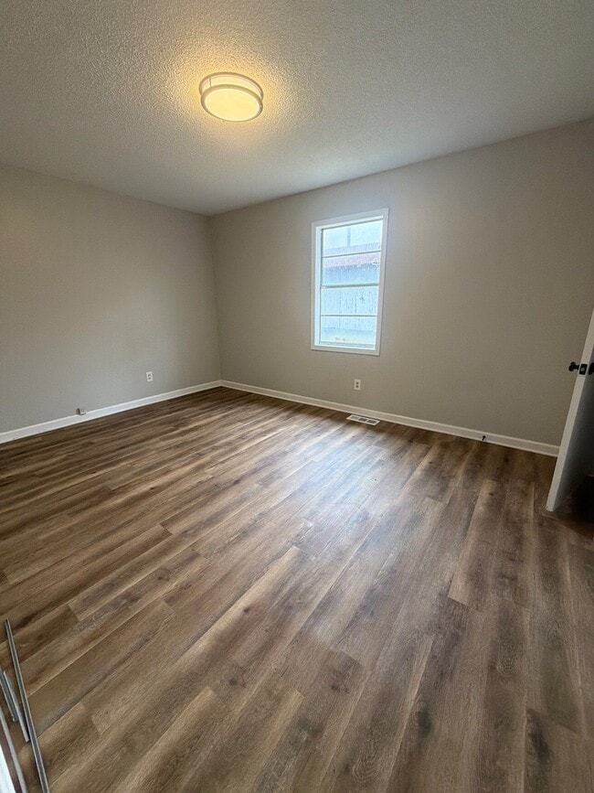 Building Photo - 1130 S Washington Ave