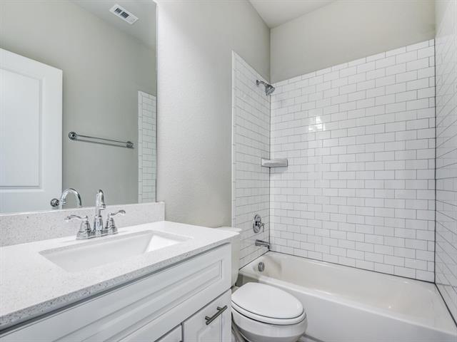 Building Photo - 6234 Rainbow Valley Pl