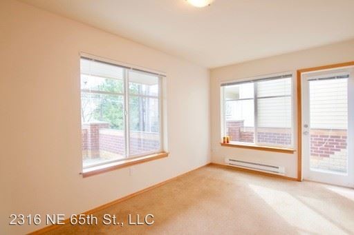Building Photo - 2316 NE 65th St