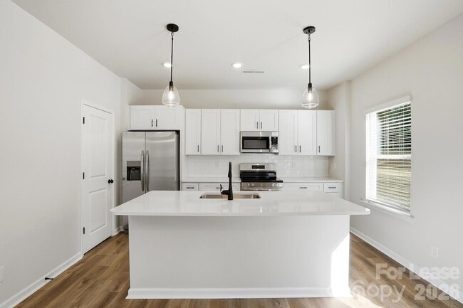 Building Photo - 3031 Breslin St