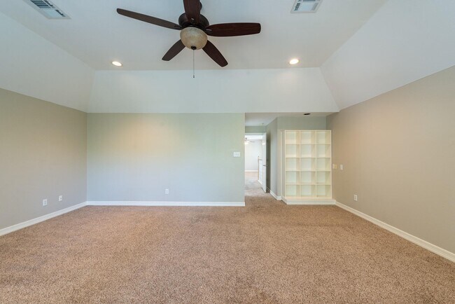 Building Photo - 5006 Nolda St