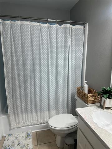 Building Photo - 627 S Walnut Creek Dr