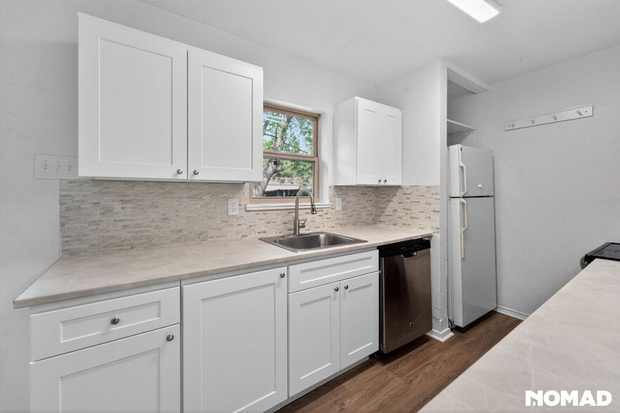 Building Photo - 3337 Tarkio Rd